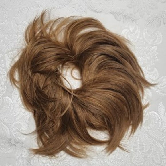 JuvaBun Straight Bun - Light Brown Color - Picture 3 of 5